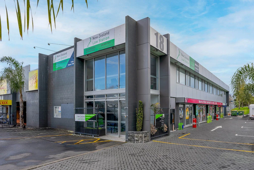 Manurewa MODERN OFFICE SPACE WITH HIGH VISIBILITY