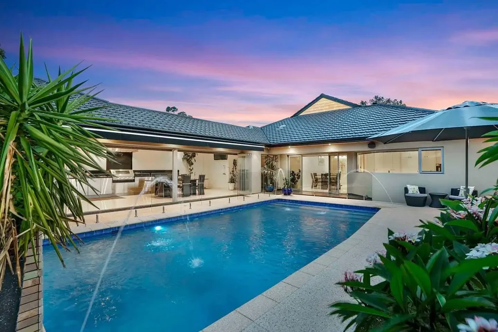 Karrinyup 5 Bedroom Fun, Functional and Family Friendly!