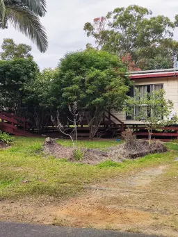 16 Scotts Road, Macleay Island