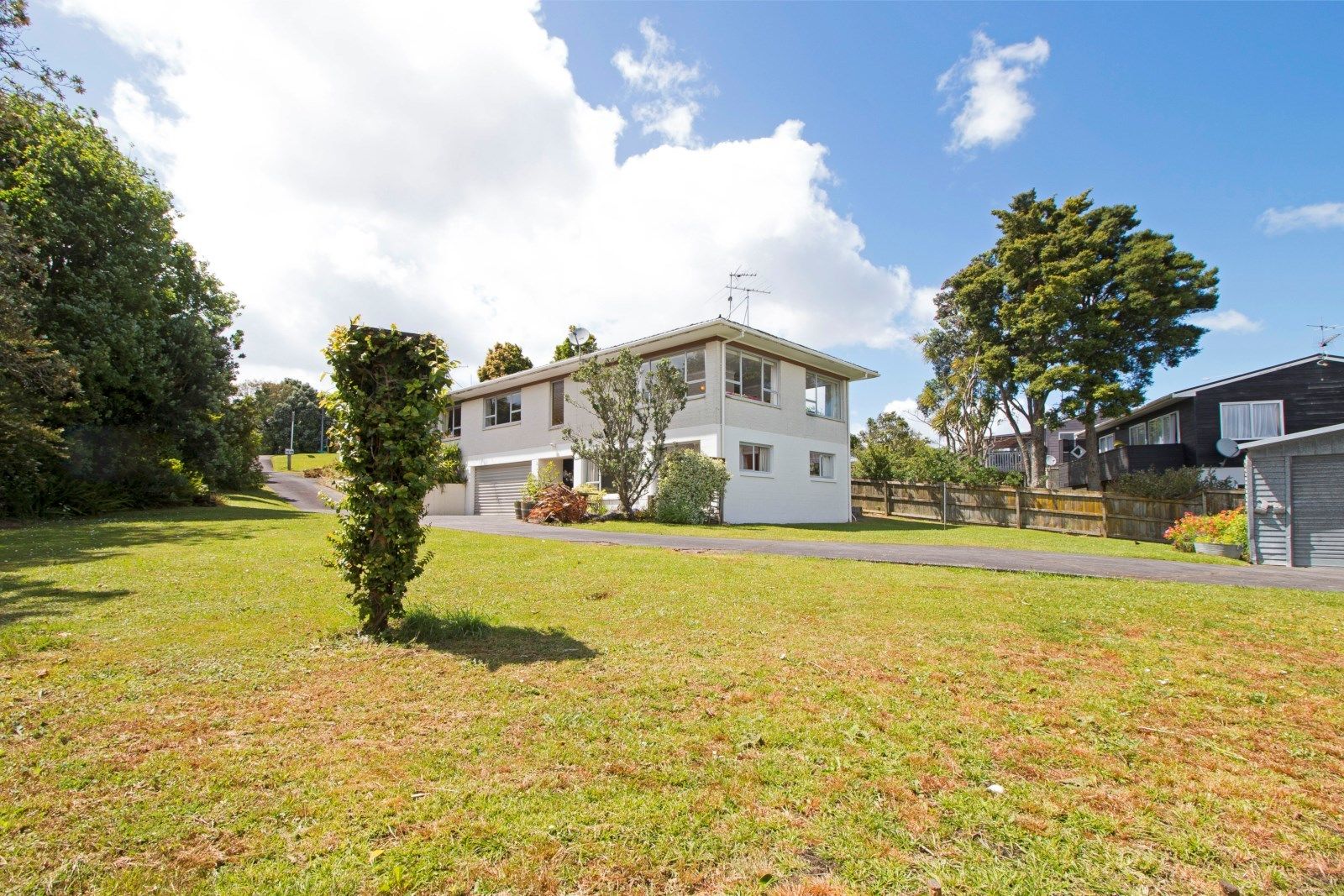 2/454 East Coast Road, Windsor Park, Auckland - North Shore, 4 غرف, 0 حمامات