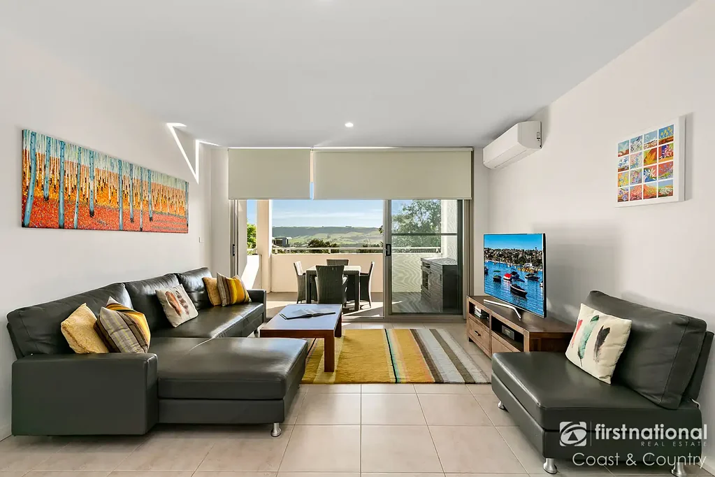 Sophisticated Coastal Living in the Heart of Gerringong – Fully Furnished