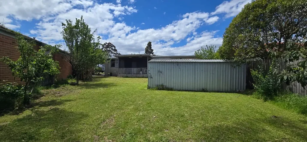 Oakleigh East 3침실 Modern Family Living in a Prime Oakleigh East Pocket Move St