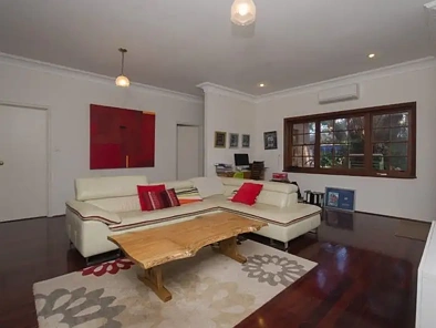 211 Herbert Street, Doubleview, WA 6018, 4 Bedrooms, 2 Bathrooms, House