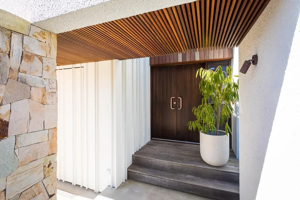 Tathra 4कमरा Architectural Coastal Masterpiece with Sweeping Ocean Views