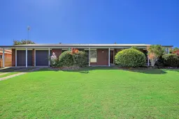 16 Greenway Drive, Pialba