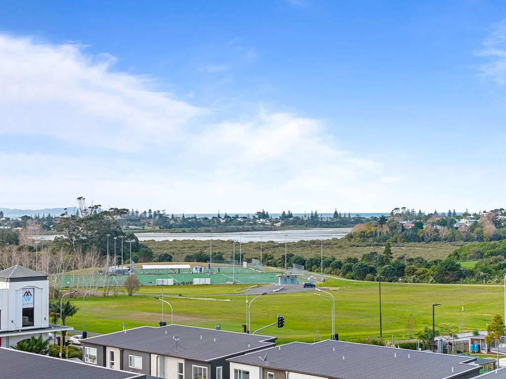 Millwater 4침실 MORE VALUE THAN MEETS THE EYE – $100K BELOW CV!
