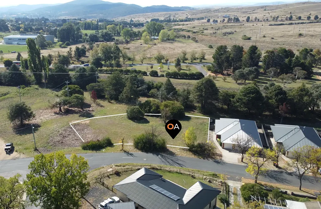 Cooma Give Me Land Lots of Land
