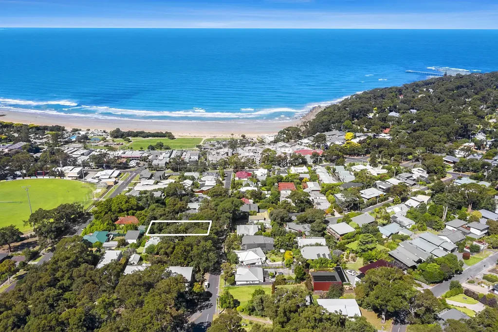 14 Fern Avenue, Lorne, VIC 3232