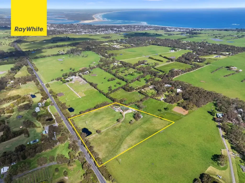 5760 Bass Highway, Inverloch, VIC 3996