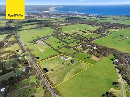 5760 Bass Highway, Inverloch