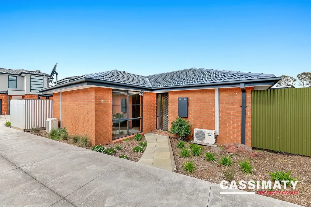 Cranbourne 3 Bedroom Renovated, Private and Perfectly Positioned