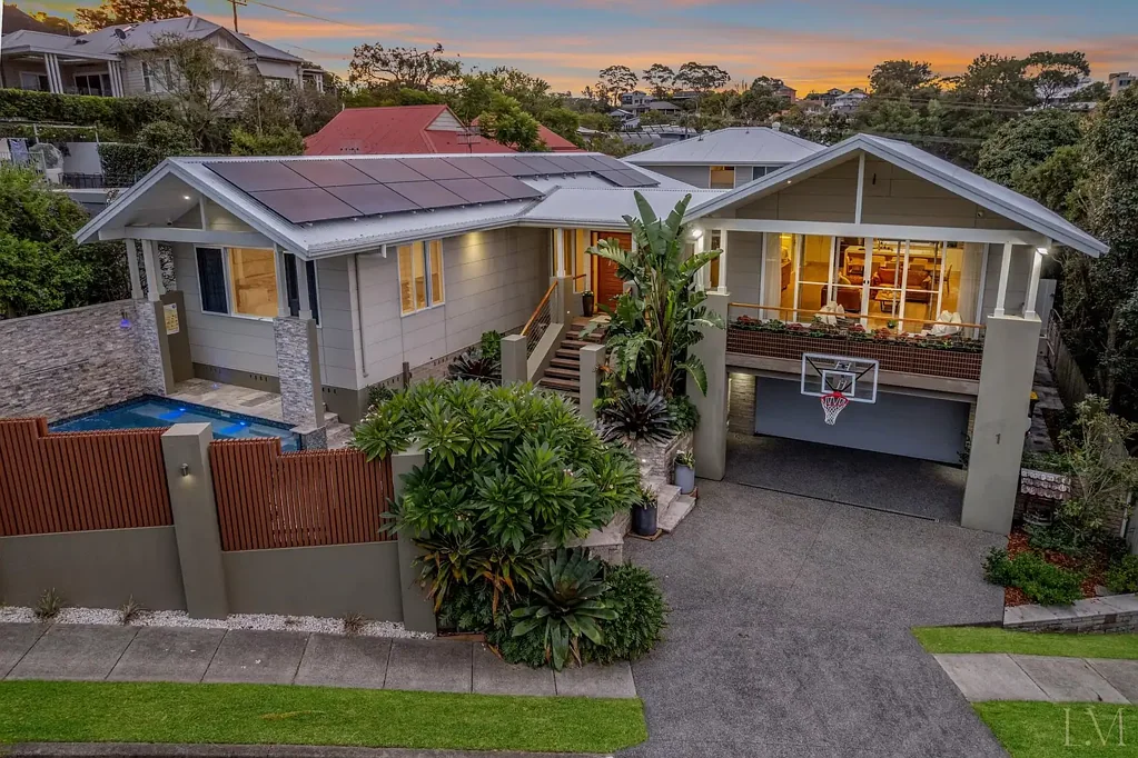 New Lambton 4房  Architectural Distinction with Integrated Performance and Resort-Calibre Living