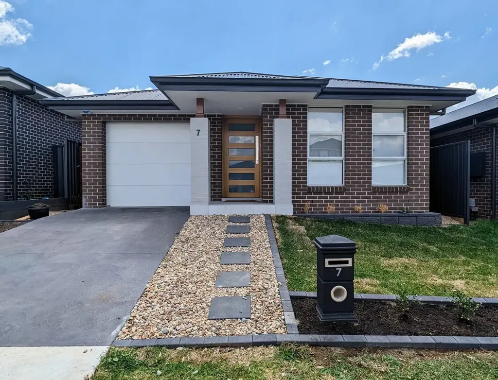 Near New Picture Perfect Family Home, Walking Distance to Parks & Shops