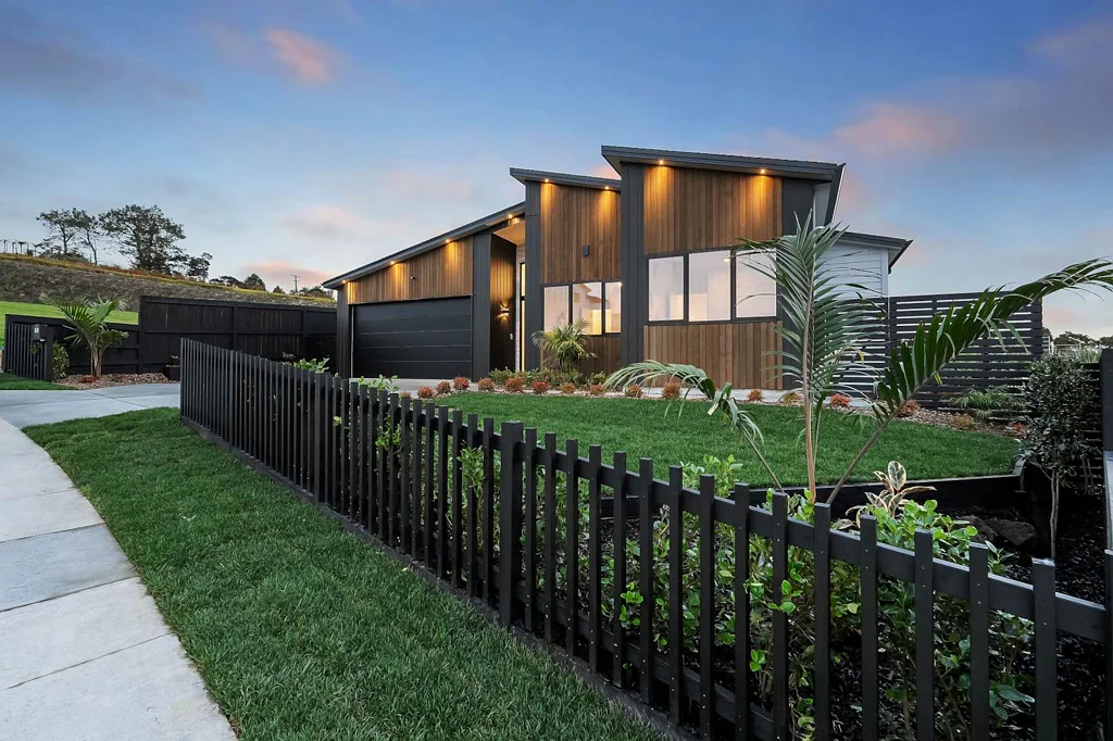 Millwater 5房  Sunny One-Level Home with Granny Potential