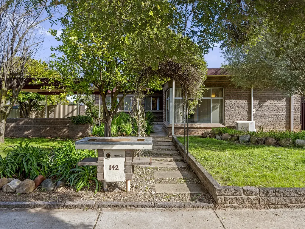 Benalla 4 Slaapkamer Beautifully Presented Family Home in a Perfect Benalla Location