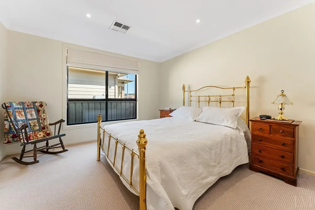 New Lambton 4ห้องนอน Spacious Family Living in a Sought-After Location