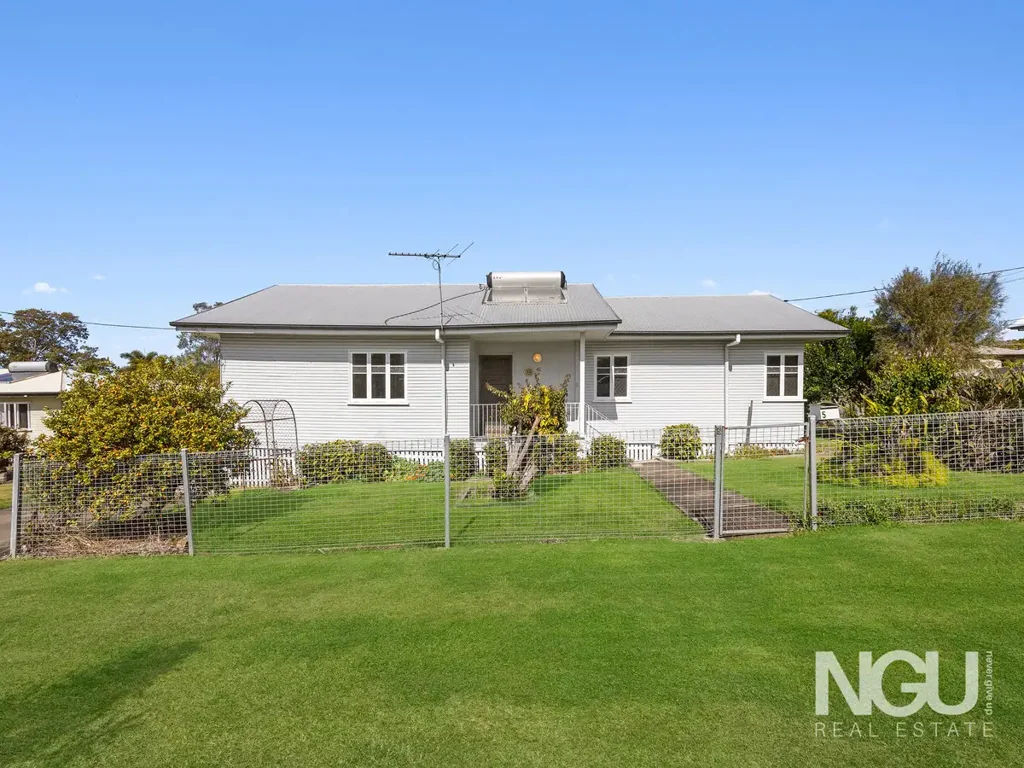 Eastern Heights 3 Bedroom Unlock the Potential – Renovator’s Delight in Sought-After Eastern Heights!
