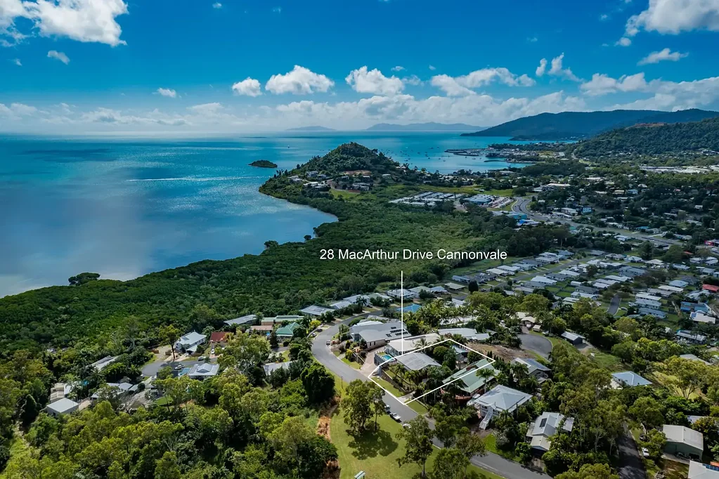 28 MacArthur Drive, Cannonvale, QLD 4802