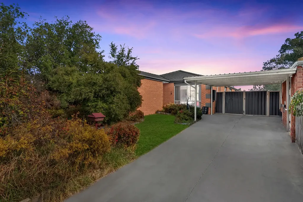 Werribee 5침실 WHERE FAMILY LIVING MEETS SPACE, COMFORT & ENDLESS POTENTIAL