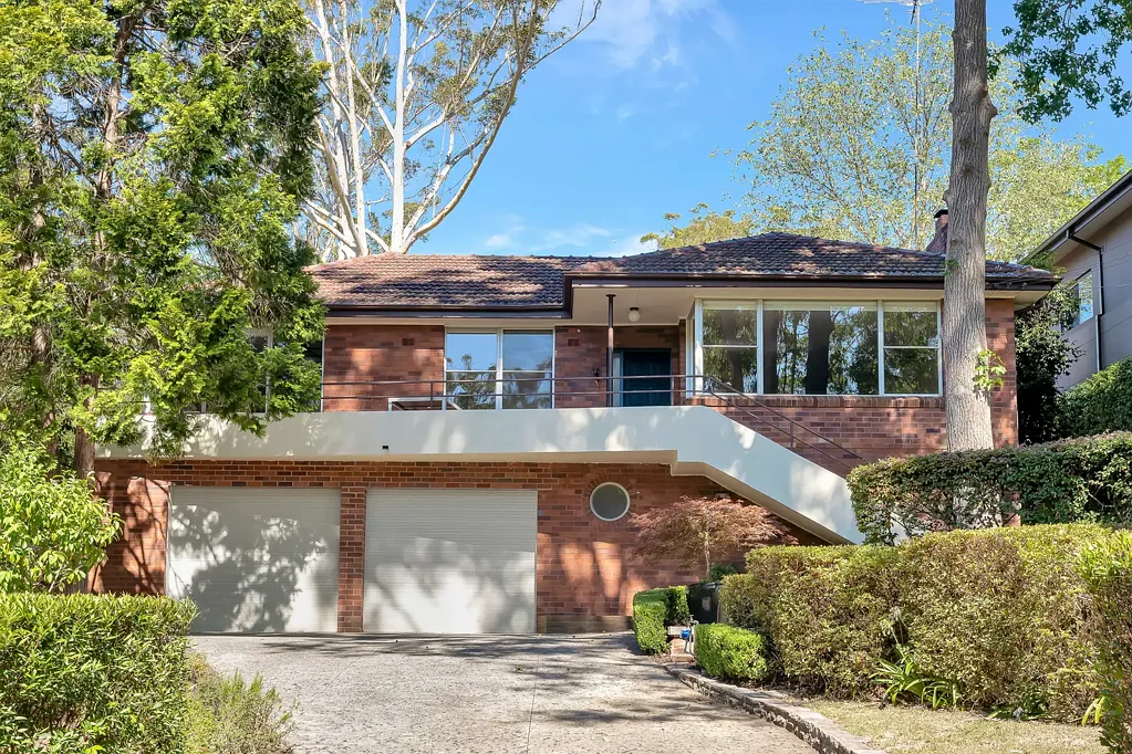Comfortable living in a sought-after Cheltenham pocket. Garden Maintenance Included!