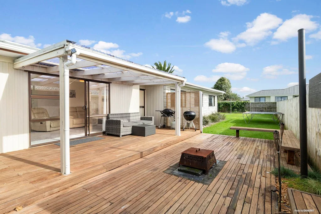 Waiuku 4房  Centrally Located 4-Bedroom Home