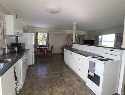 19 Long Pocket Road, Long Pocket, Townsville, 4 Bedrooms, 1 Bathrooms, Lifestyle Section