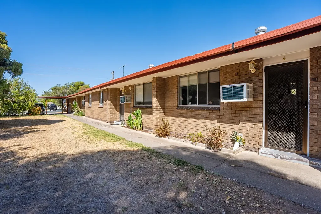 1-4/424 Douglas Road, Lavington, NSW 2641