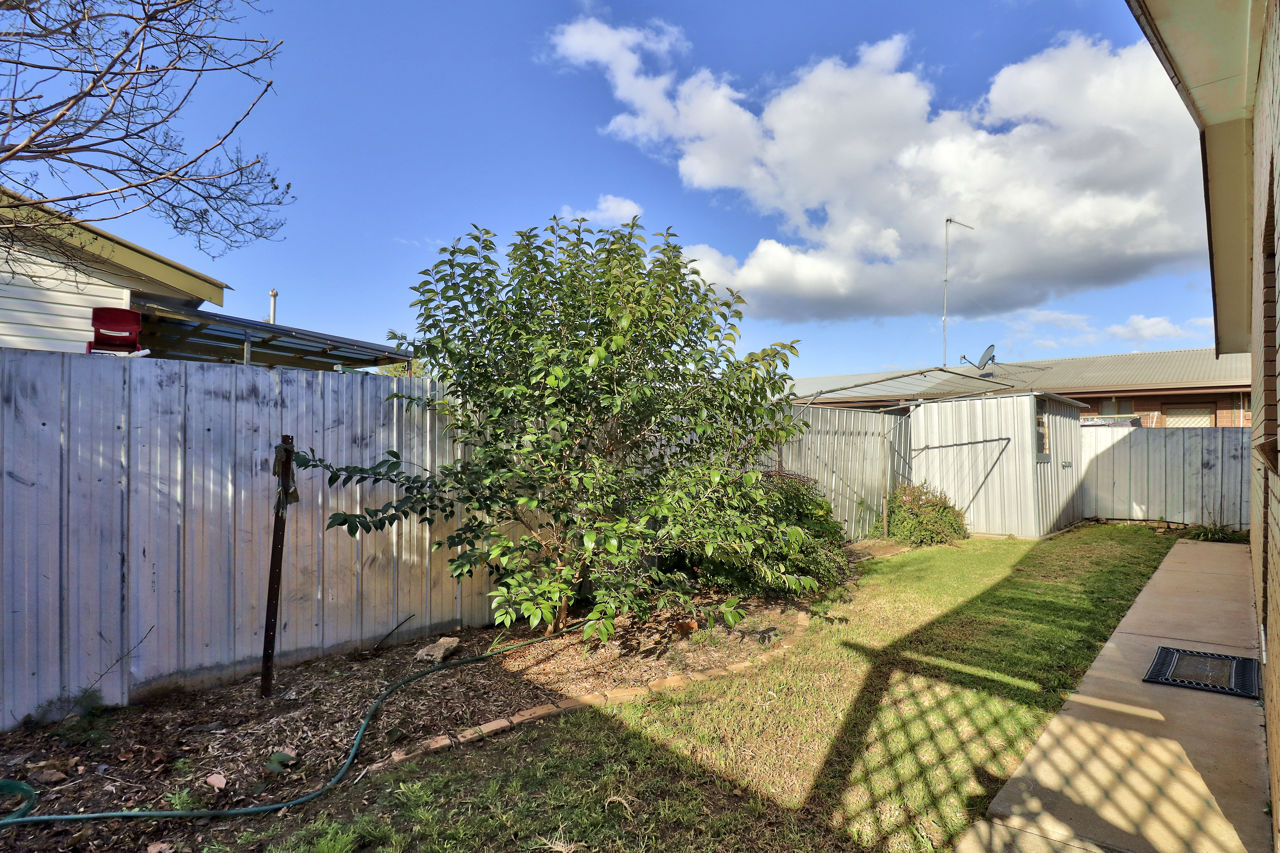 263 VICTORIA ST, DENILIQUIN NSW 2710, 0 rūma, 0 rūma horoi, House