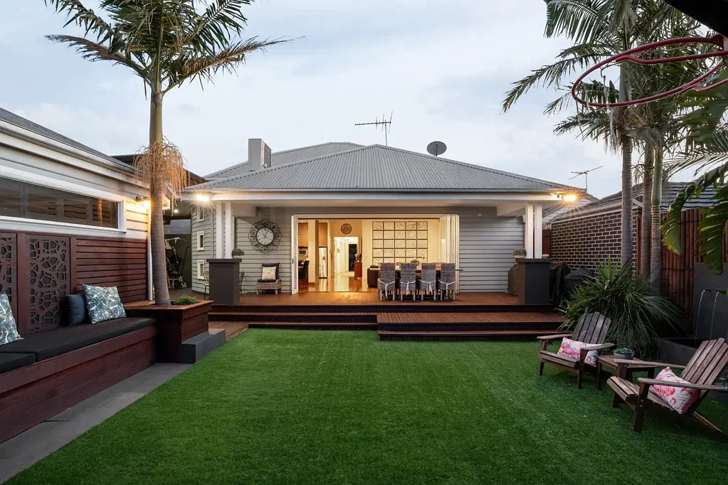 Reservoir 4બેડરૂમ Home Sweet Horton - Timeless Charm & Modern Appeal