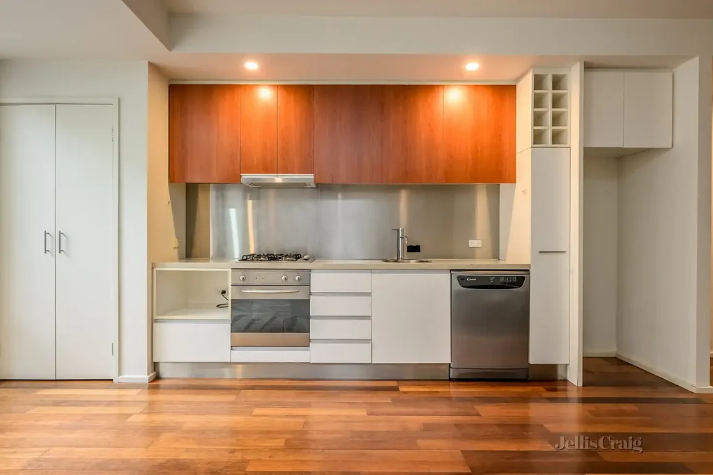 Quiet and Private with a Courtyard and City Convenience