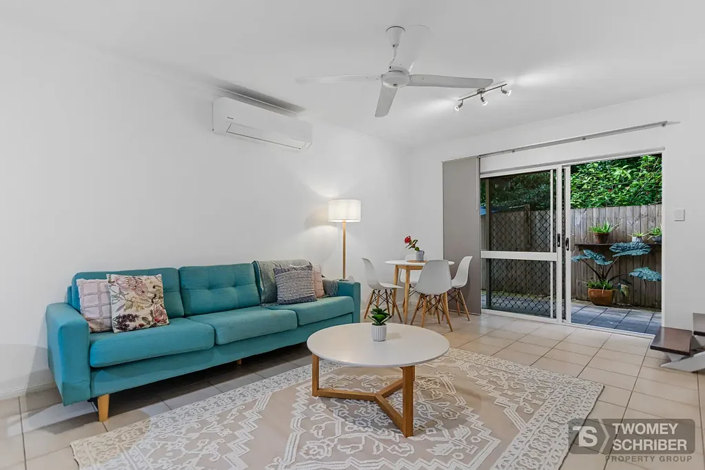Your own Retreat - Private Enclosed covered courtyard