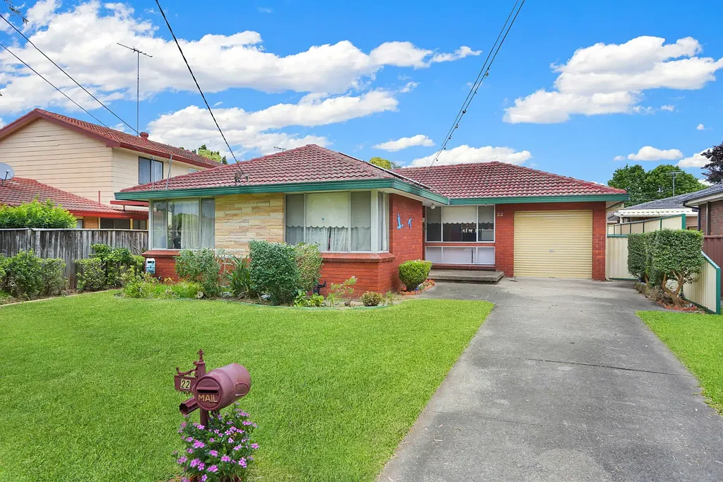 22 Vianney Crescent, Toongabbie, NSW 2146