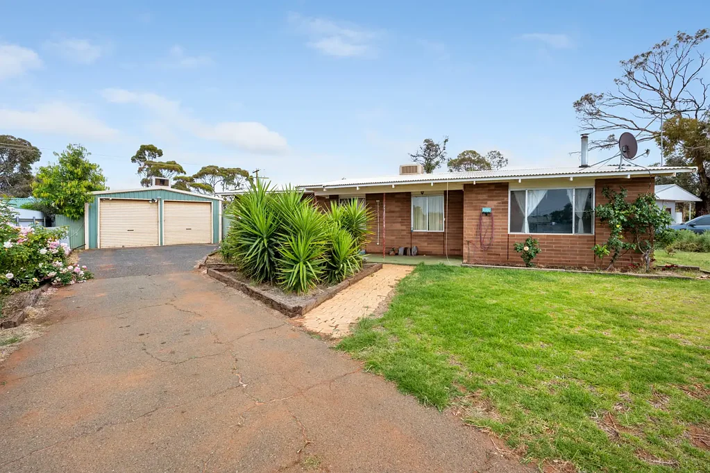37 Hopbush Street, Kambalda West, WA 6442