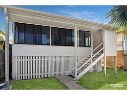 37 Margaret Street, Allenstown