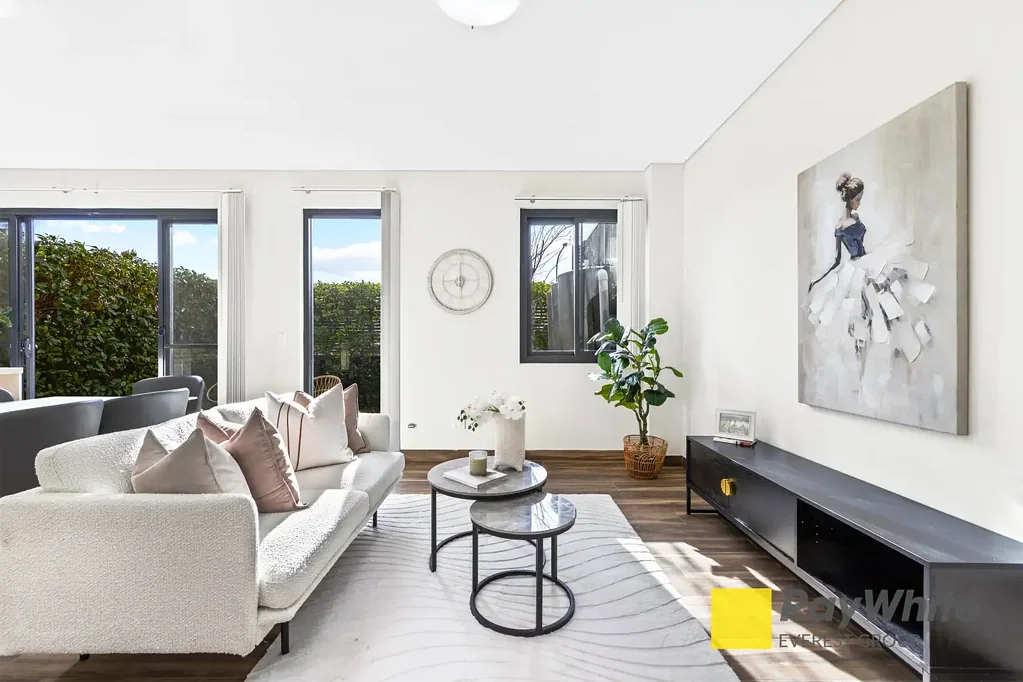 Kellyville 3 Bedroom Stylish 3 Bedroom Townhouse