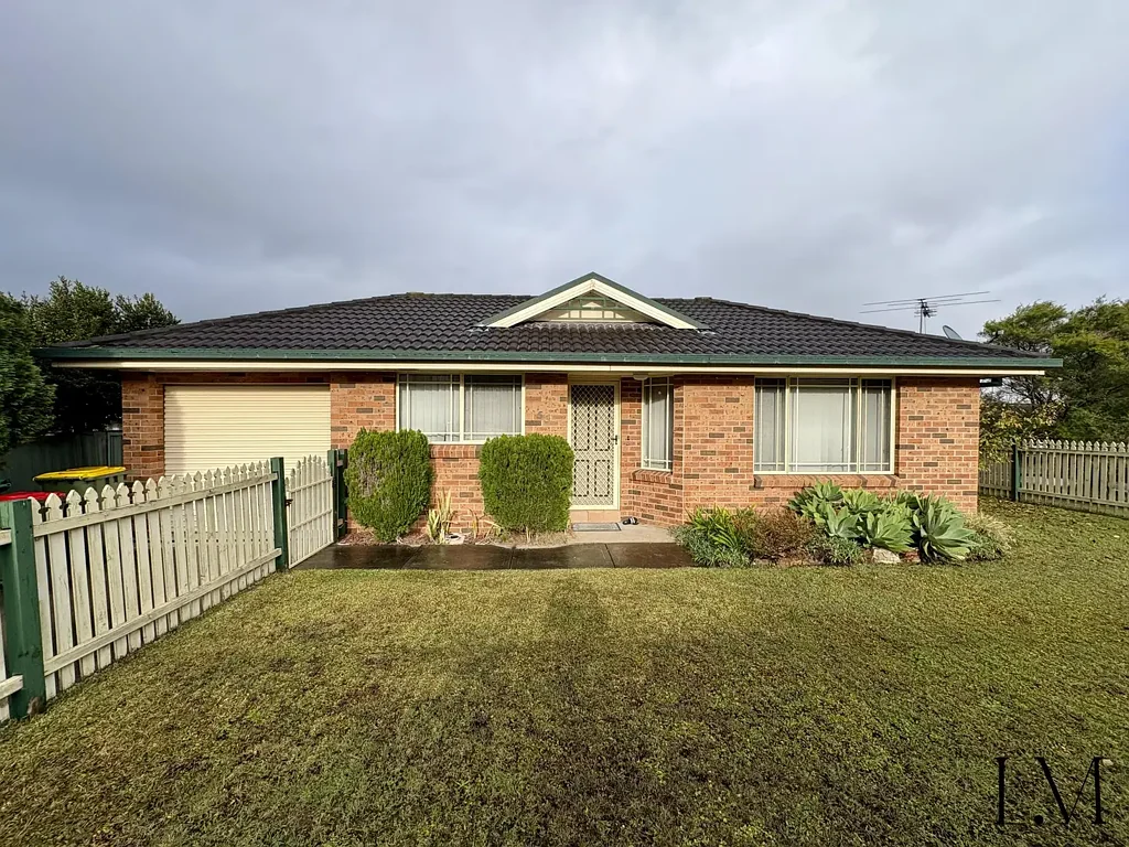 Cosy House Close to Warabrook Shopping Centre