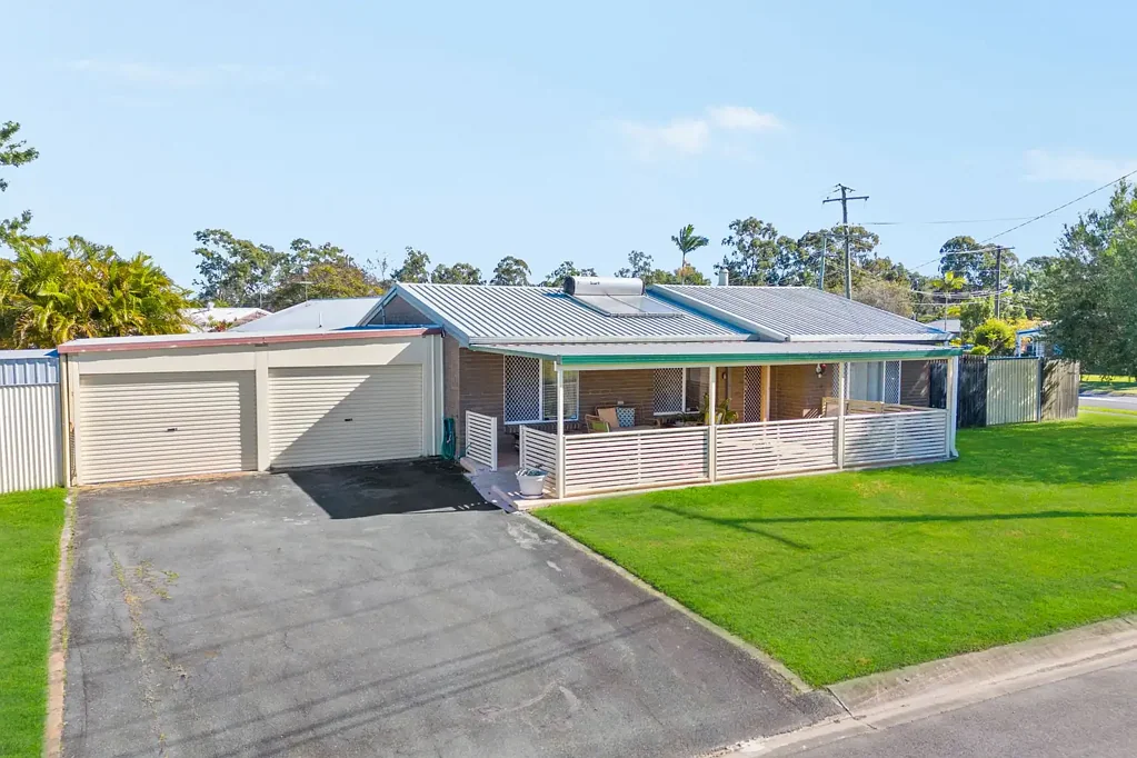 Marsden 3chambre Perfect Blend of Practicality and Lifestyle on a Large Block