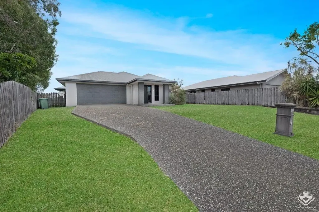 Glenella 4Kwarto Modern Family Living in the Heart of Glenella