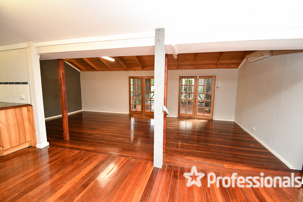 8 KITCHENER ST, DUDLEY PARK WA 6210, 0房, 0浴, House