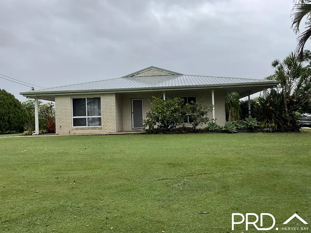 LARGE 5 BEDROOM HOME - 7 REGENCY AVENUE, URRAWEEN