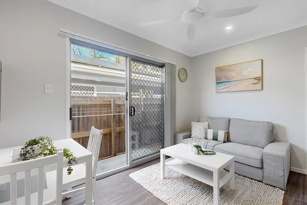 Modern Furnished Micro Apartment- All Bills Included