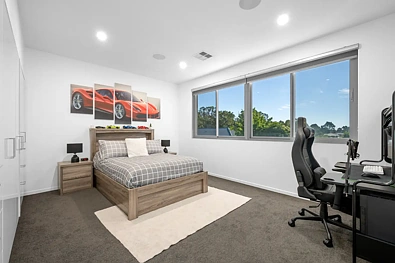 25 Senden Crescent, Colebee, NSW 2761, 5 slaapkamers, 3 badkamers, House