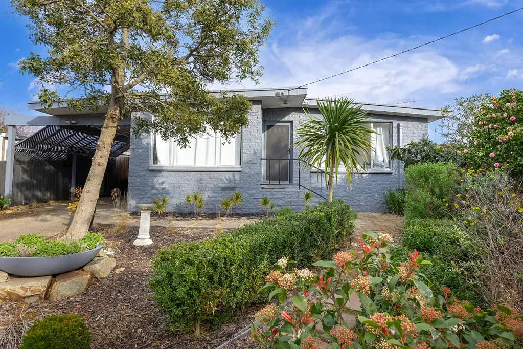 90 Ocean Street, Rosebud, VIC 3939