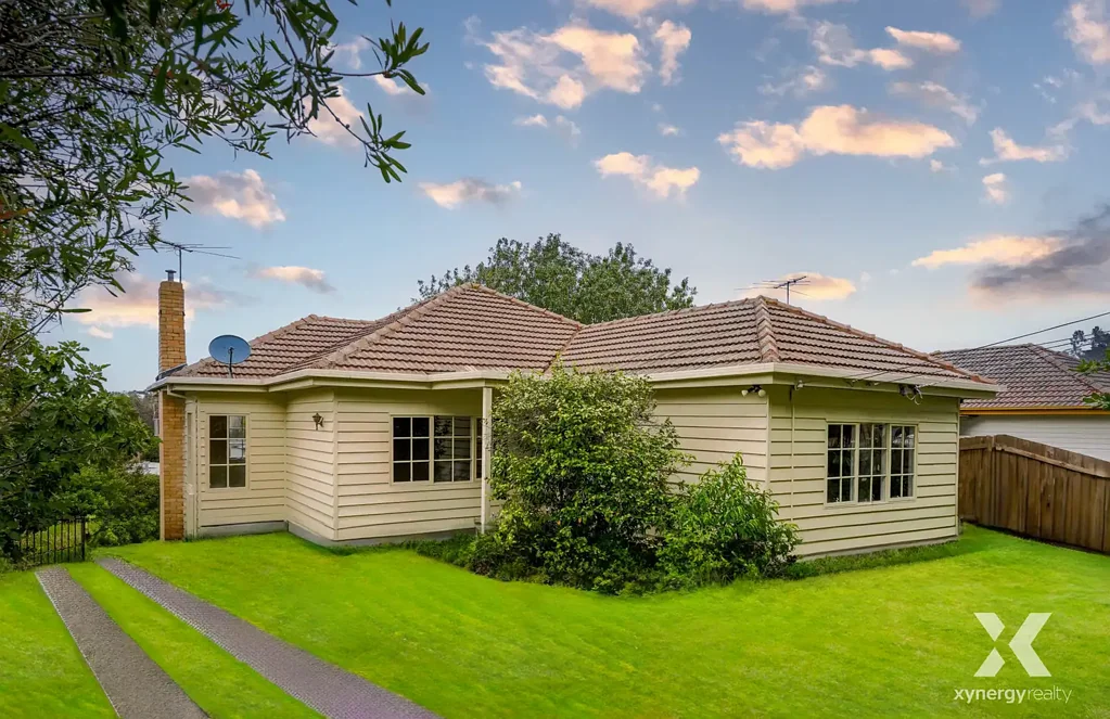 Spacious and Serene 3-Bedroom House in Dandenong!