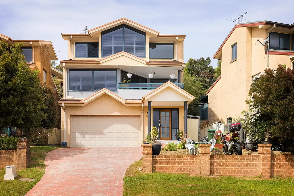 Anna Bay 4房  Spacious Living