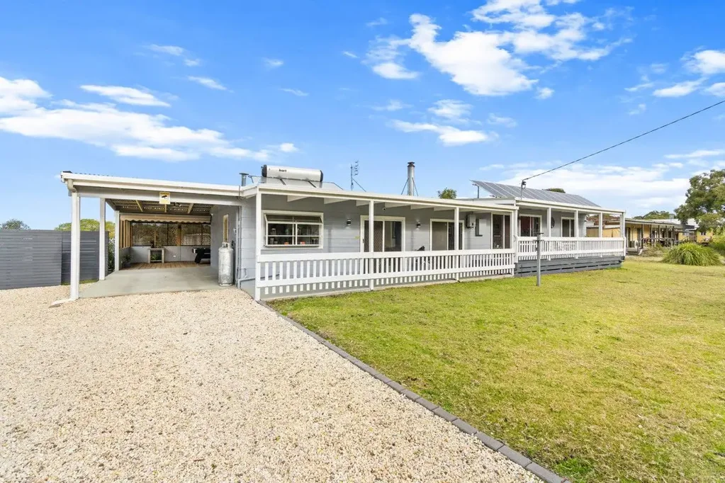 Loch Sport 4 Bedroom Your Loch Sport Escape Awaits