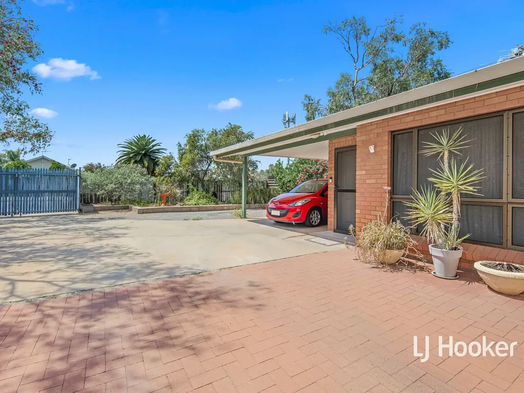 5 Lyndavale Drive, Larapinta, NT 875
