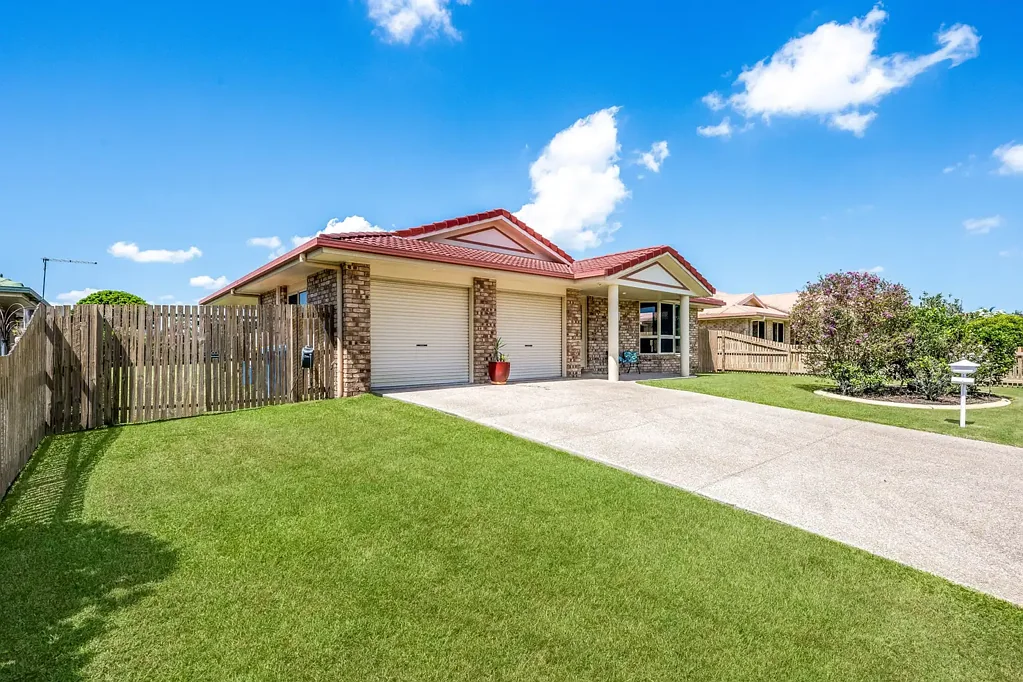 Ooralea 3房  Family home situated in a quite cul-de-sac!