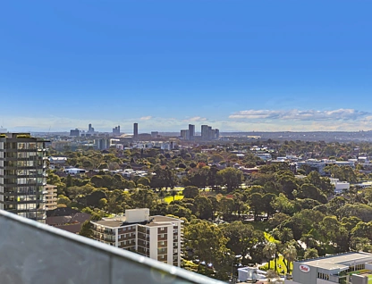 Level 19/23 George Street, Burwood, Inner West, 2房, 2浴, Apartment