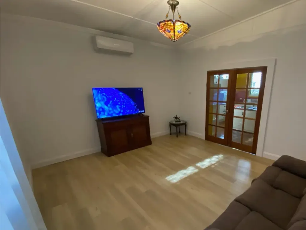 Charters Towers City 5Zimmer Two Houses plus Shopfront